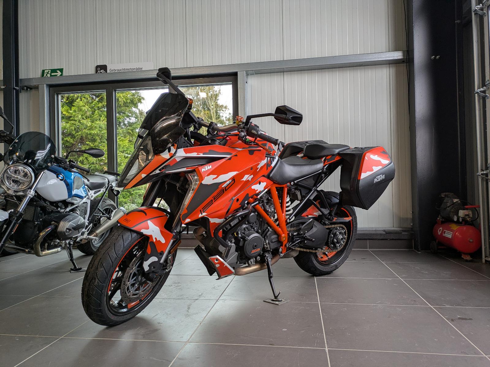 KTM 1290 Super Duke GT Koffer Akra
