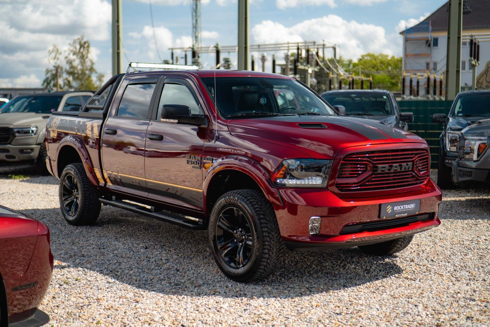 Fahrzeugabbildung Dodge RAM 5.7 V8 HEMI 4x4 OFFROAD Night-Paket *LED*AHK
