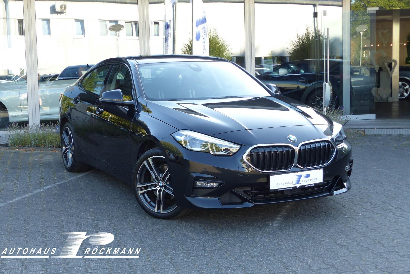 BMW 218i Sport Line Aut. AHK Navi Teilleder DAB PDC