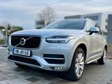 Volvo XC90 D5 AWD Geartronic Momentum Momentum - Volvo XC90 Gebrauchtwagen in Frankfurt