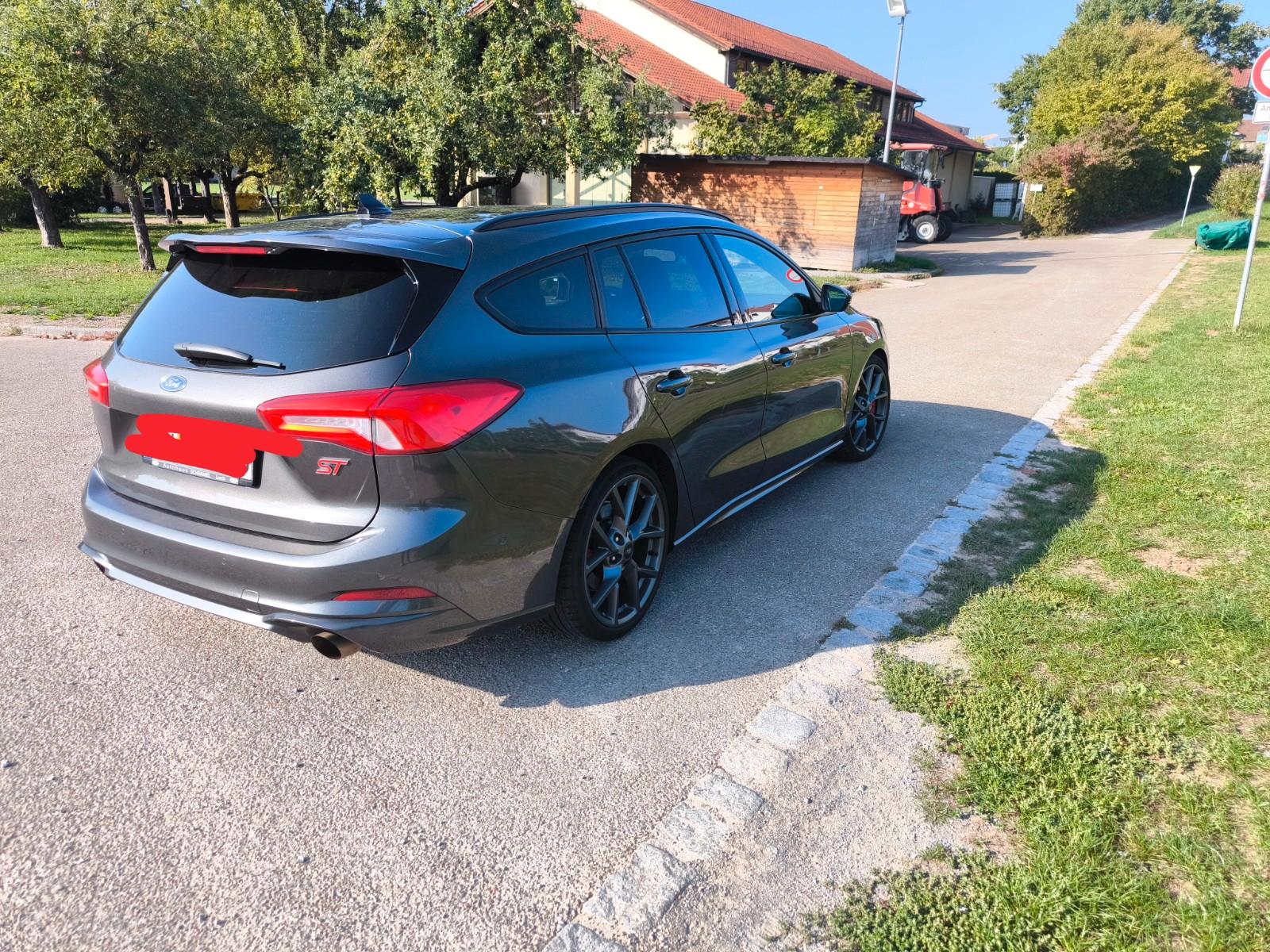 Ford Focus 2,3 EcoBoost ST Turnier Auto ST, миниатюра 8