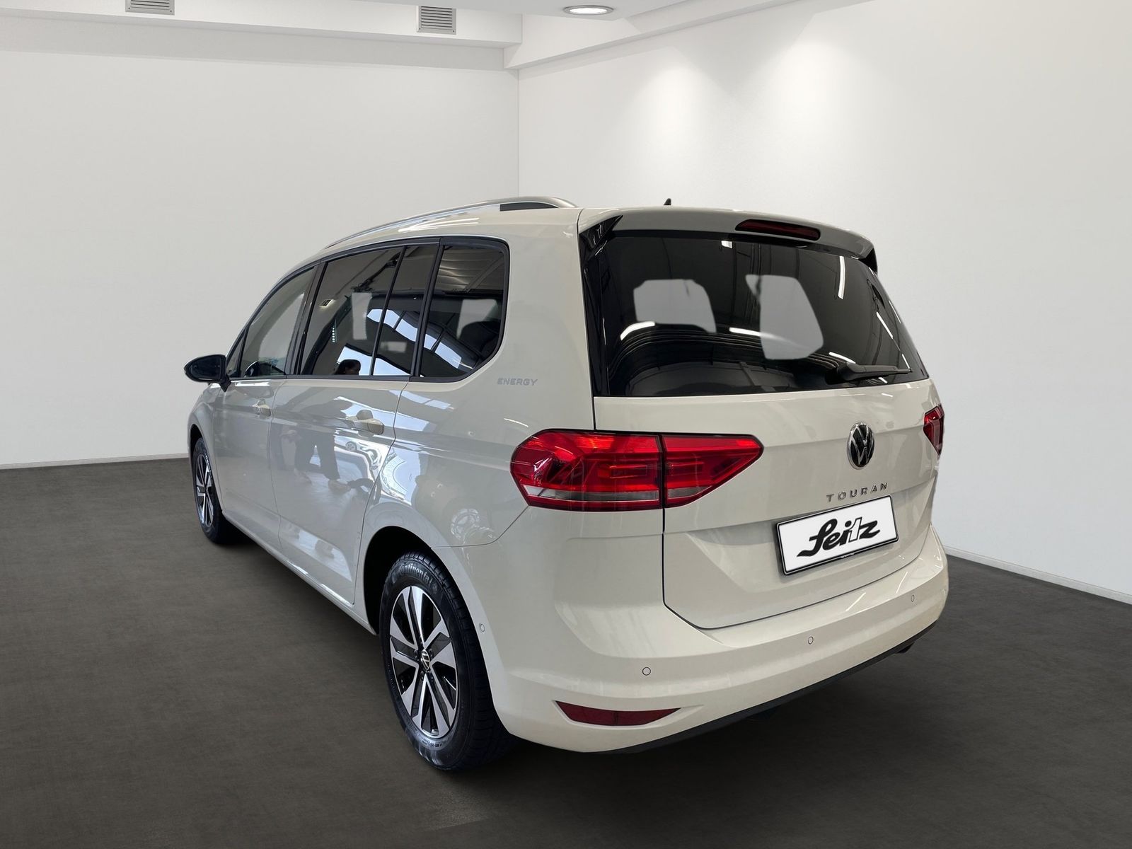 Volkswagen Touran 1.5 TSI Comfortline 7S KAMERA NAVI foto 5