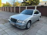 Mercedes-Benz Mercedes C180 W202 | 82.000 km | Tüv 05/27... - Mercedes-Benz C 180: W202