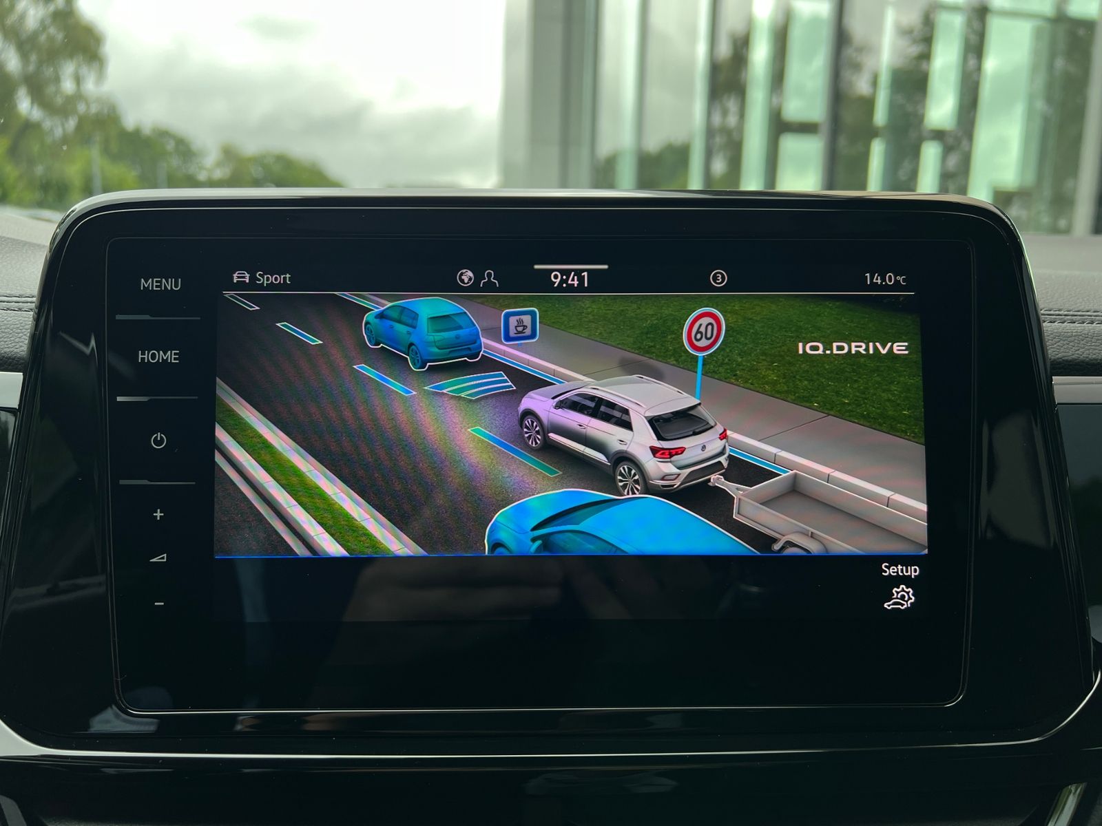 Fahrzeugabbildung Volkswagen T-Roc R-Line 2.0 TSI DSG 4MOTION *AHK,Pano,DCC,1
