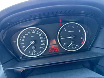 BMW 520 - 7