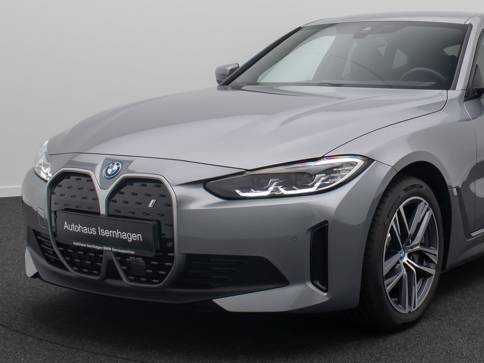 Fahrzeugabbildung BMW i4 eD40 Gran Coupé Kamera HUD DAB H/K Komfort