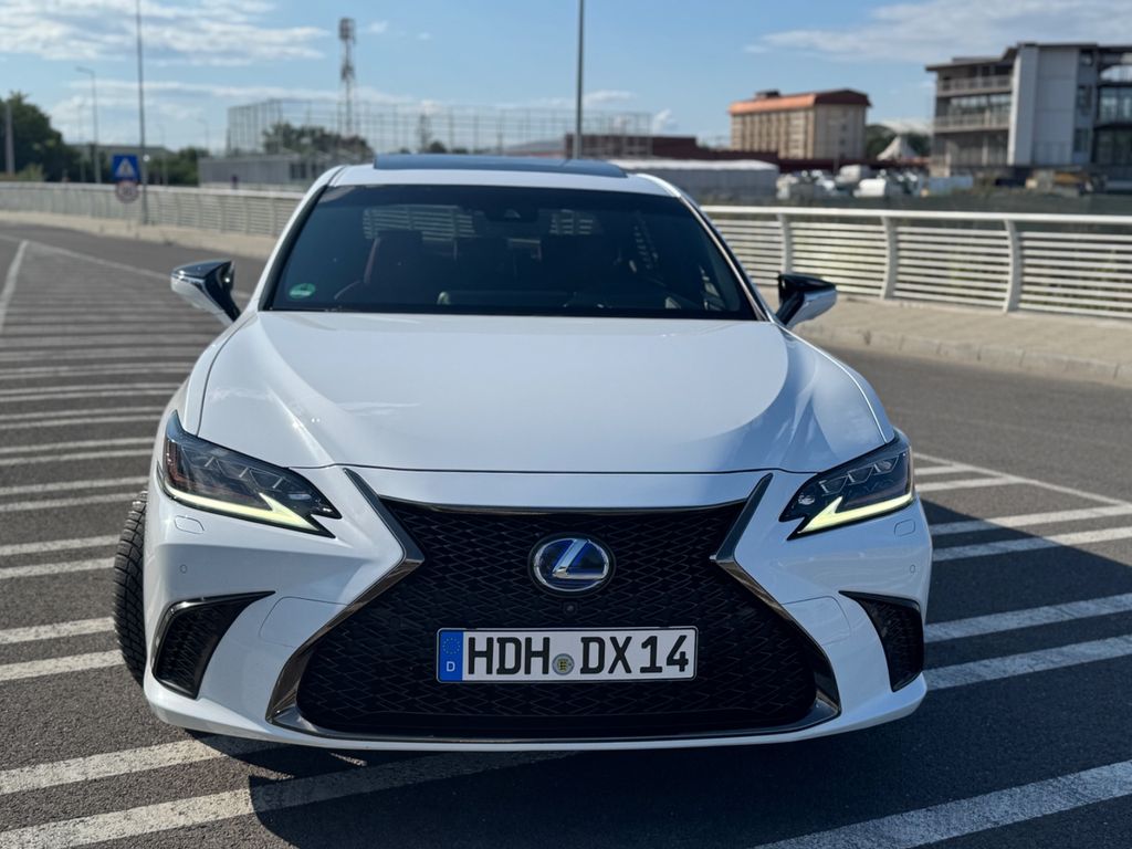 Image of Lexus ES 300