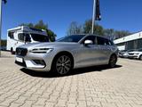 Volvo V60 Kombi T8 Inscription AWD *LED Navi Leder AHK - Volvo V60: T8