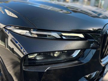 BMW X7 - 9