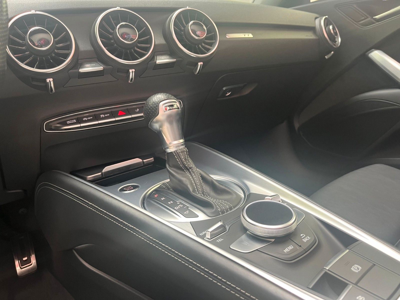 Fahrzeugabbildung Audi TT Roadster 45 TFSI*S-Line Sport+*Nappaleder*RFK