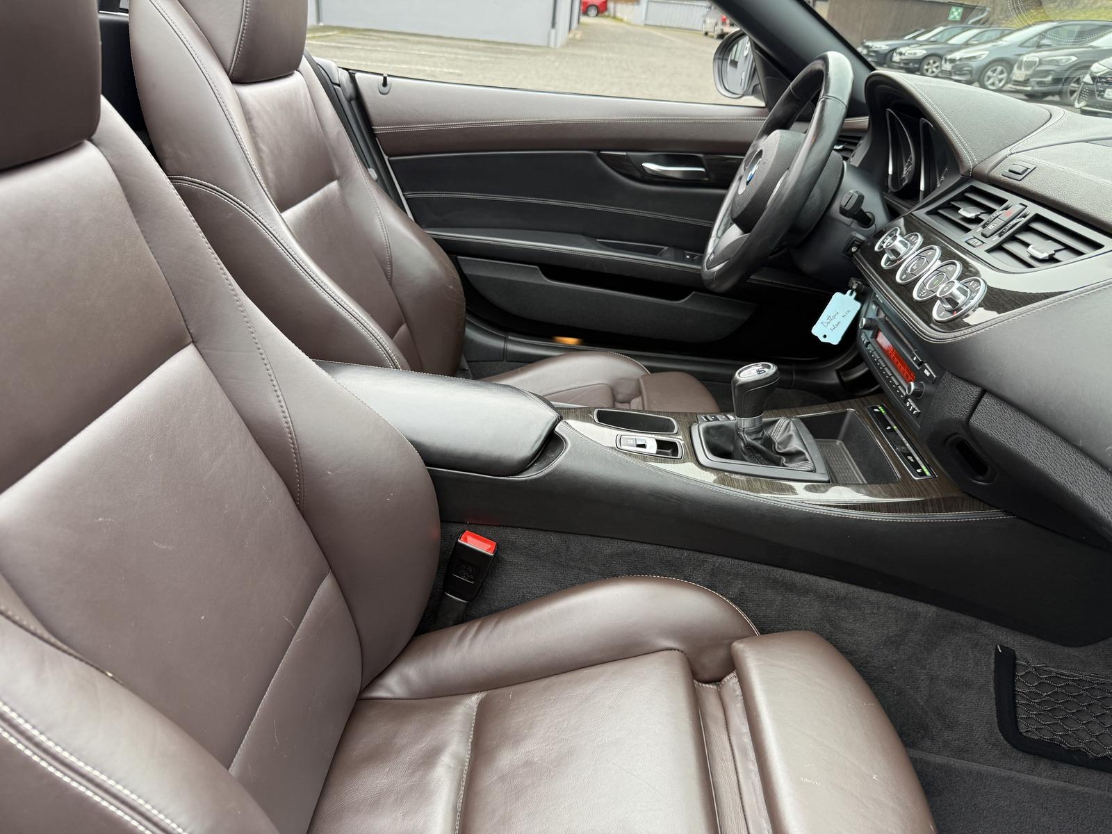 BMW Z4 sDrive20i Design Pure Balance Leder Xenon HiF