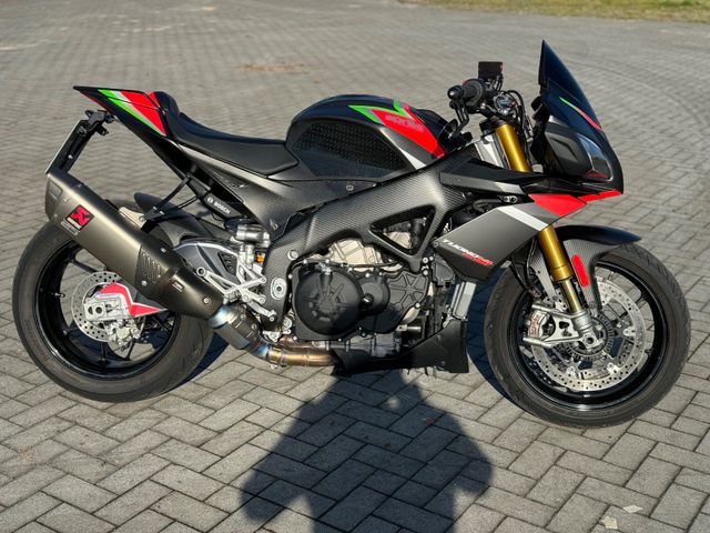 Aprilia Tuono V4 1100 Factory SAS Öhlins Akrapovic EURO4