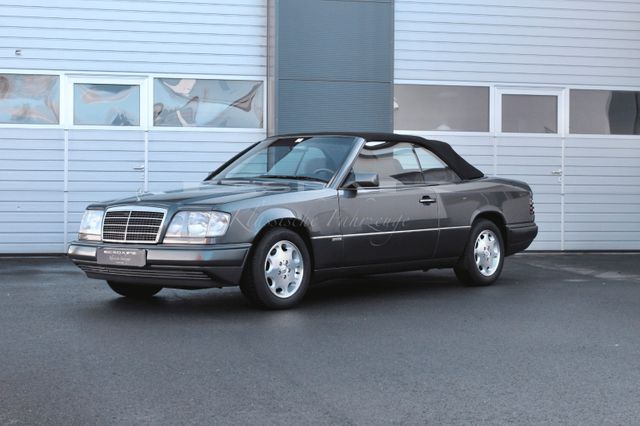 Mercedes-Benz E 200 Cabriolet