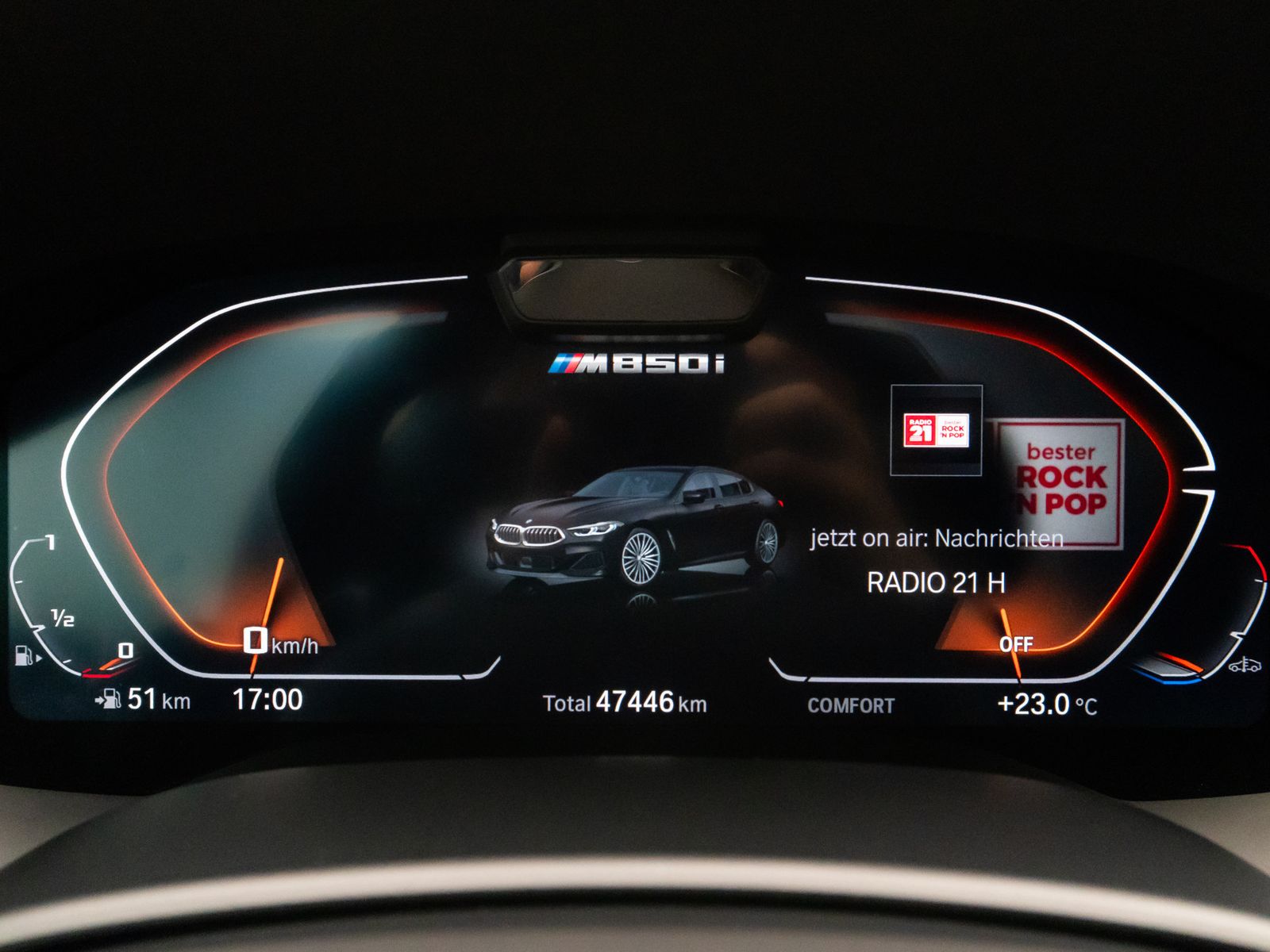 Fahrzeugabbildung BMW M850i xD GC 360° Laser SoftCl DisplKey Belüftung