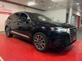 Audi Q7 3.0 TDI quattro S-Line *7 Sitzer+ DAB+ Kamera - blaue Audi Q7