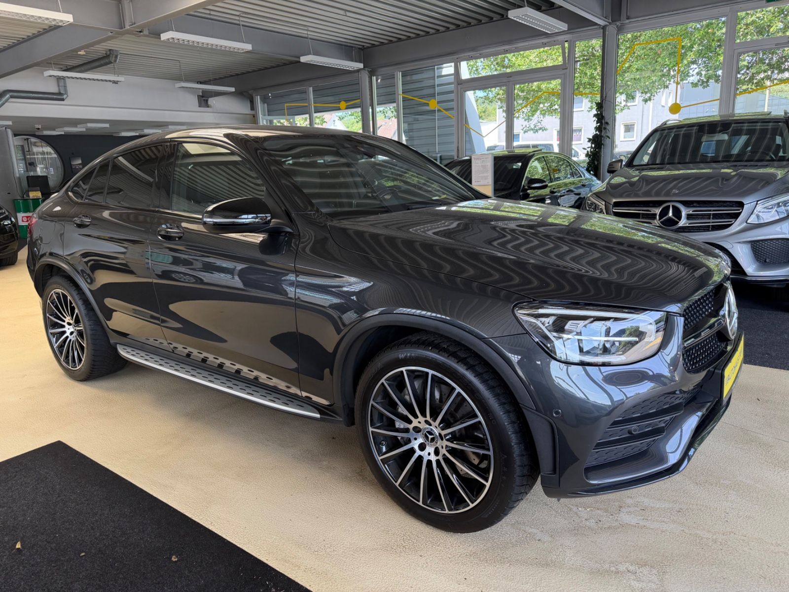 Fahrzeugabbildung Mercedes-Benz GLC 400 d Coupe 4 Matic AMG LINE * DIGITALTACHO