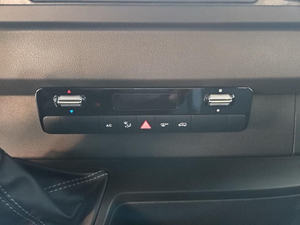 Fahrzeugabbildung Mercedes-Benz Sprinter 315 Doka Pritsche 7 SItze Klima AHK GRA