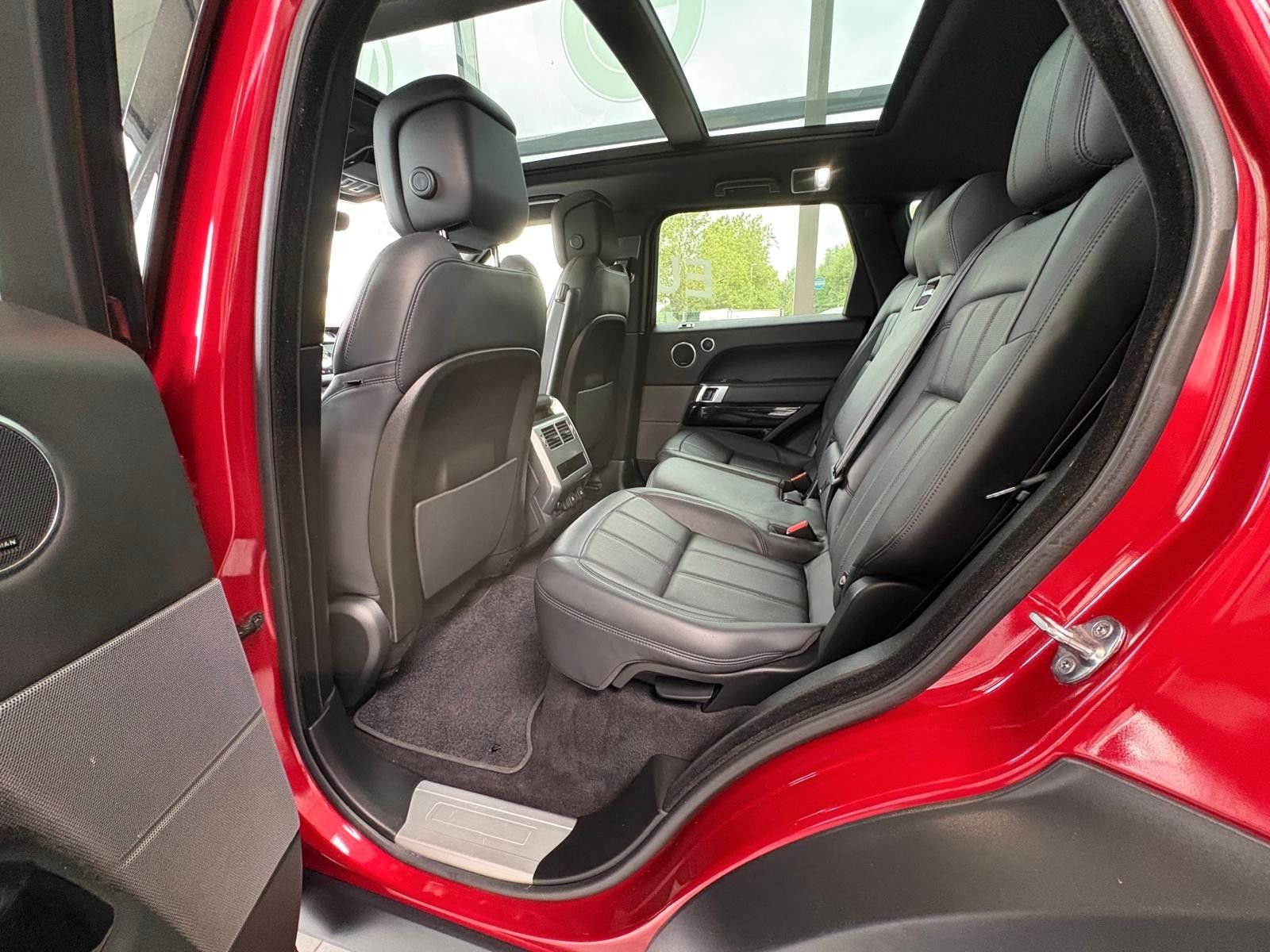Fahrzeugabbildung Land Rover Range Rover Sport P400e HSE Dynamic, 21 zoll