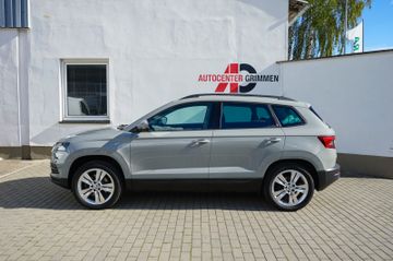 Fahrzeugabbildung SKODA Karoq Style 4x4 2.0 TDI DSG AHK, Navi