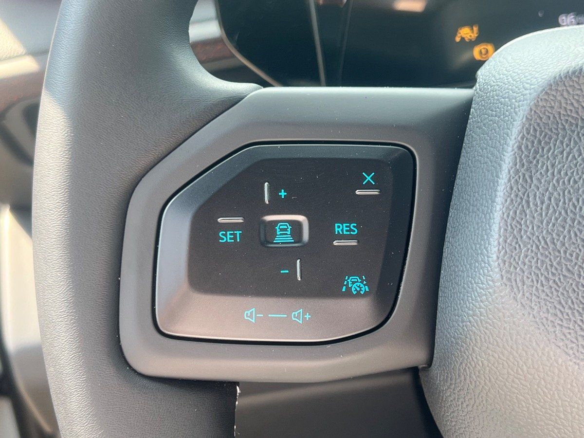 Ford Explorer - Bild 11