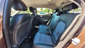 Mercedes GLA 200 - 12