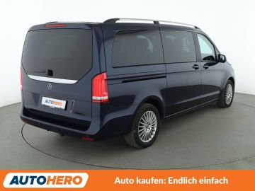 Mercedes V 220 - 6