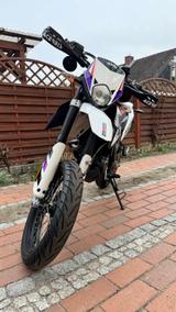 Aprilia SX125 - APRILIA SX