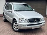 Mercedes-Benz ML 270 CDI MoPf AHK 3,5t Schaltgetriebe PDC 744U - gebrauchte Mercedes-Benz ML-Klasse aus dem Jahr 2002