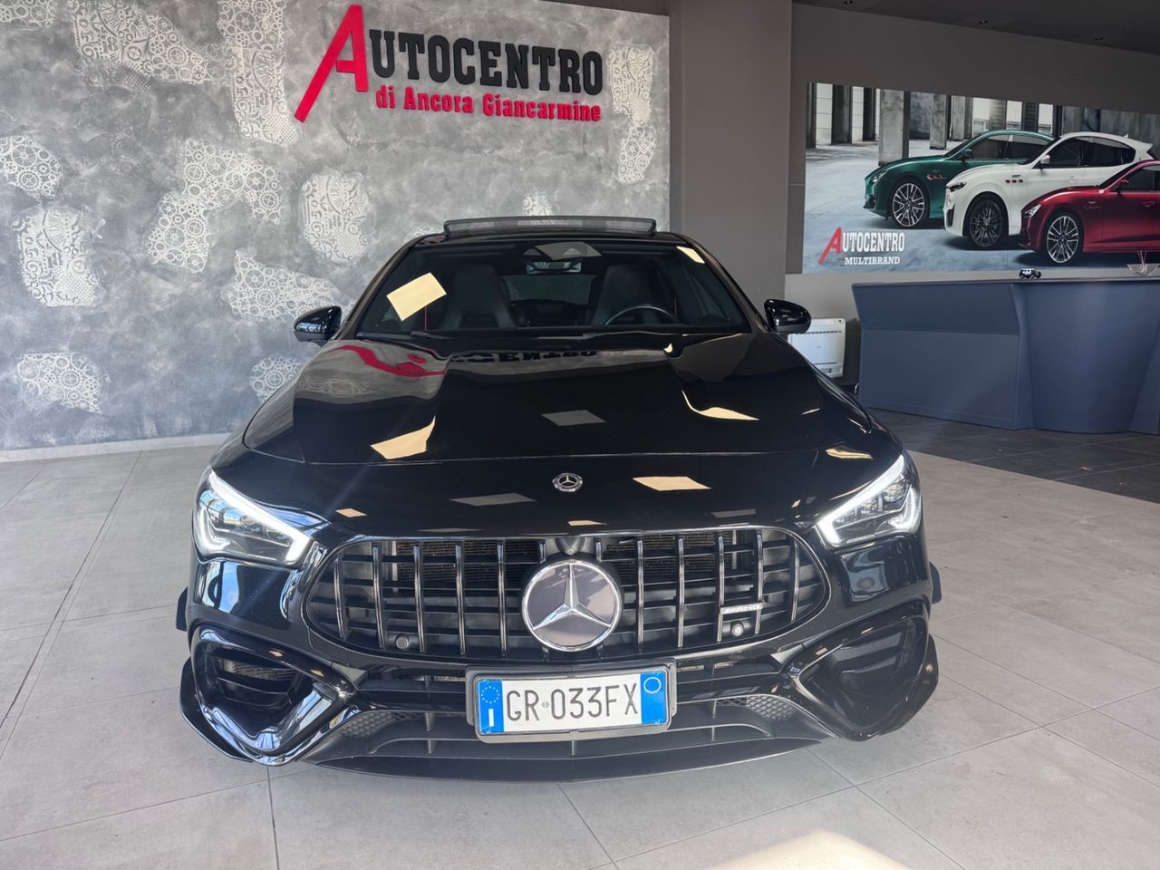Mercedes-Benz MERCEDES CLA 45 AMG SH. BREAK + TETTO APRIBILE imagem 2