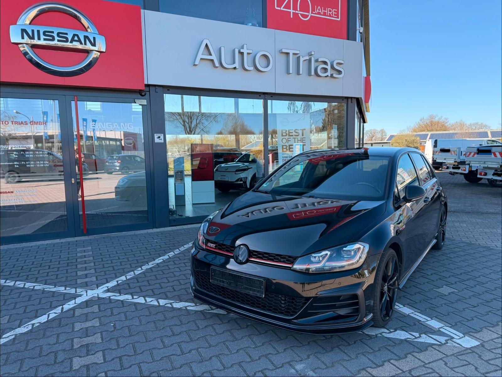Volkswagen Golf VII Lim. GTI TCR; Akrapovič; 19"; ACC