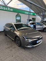 Toyota Corolla 2,0 Hybrid Teamplayer Touring Sports... - Toyota Corolla in Mönchengladbach