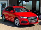 Audi Q3 2,0 TDI quattro S-Line Leder Navi Xenon PDC.. - Audi Q3 Gebrauchtwagen in Düsseldorf