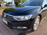 Volkswagen Passat 2.0 TDI SCR 140kW DSG Highline Varian... - VW Passat Gebrauchtwagen in Mainz