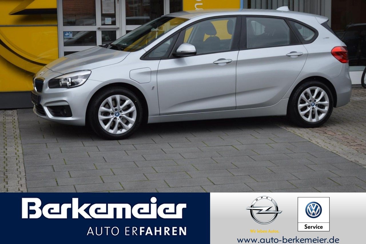 BMW 225 Active Tourer iPerf. Advantage/Navi