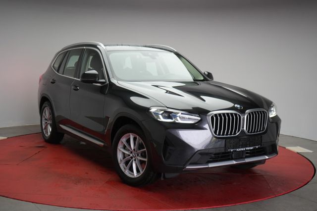 BMW X3 xDrive30d Navi/Leder/ACC/Kamera/Virtual/HUD