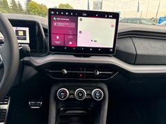 SKODA Sportline 2.0 TSI 4x4 Standheizung AHK_Pano