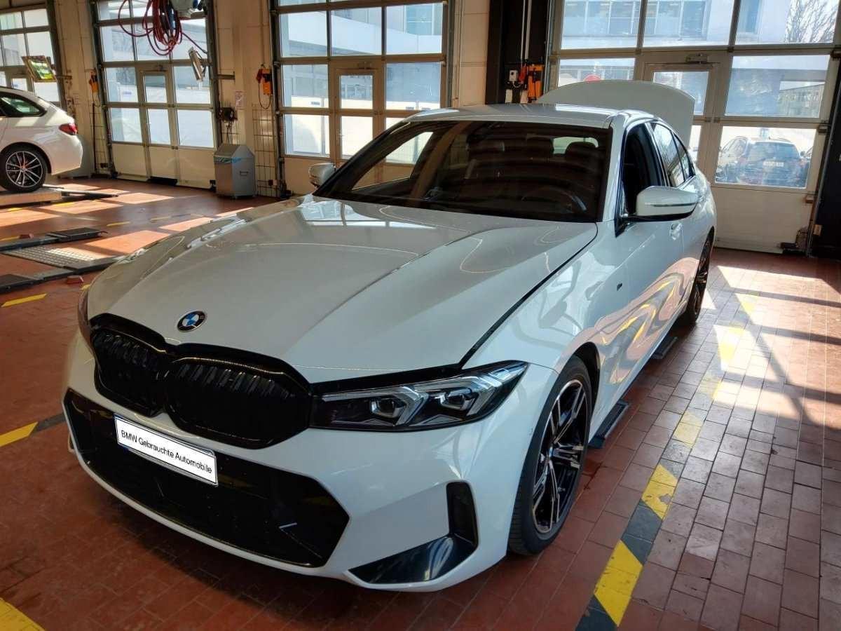 BMW 320i Lim. M Sport LED NAVI DAB ALCANTARA WIDESCR
