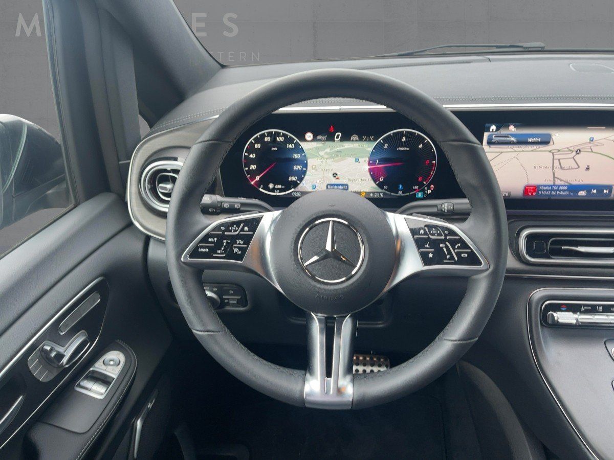 Fahrzeugabbildung Mercedes-Benz V 300 d lang Multibeam/360°/Distr./Burm./19''