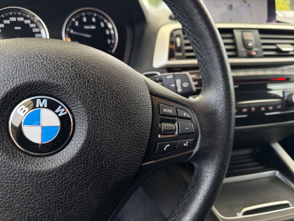 BMW 118 i Advantage LED+NAVI+PDC+SHZ+TEMPO+M-ALUFELG – Ansicht 25