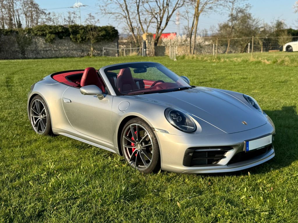 Porsche 992