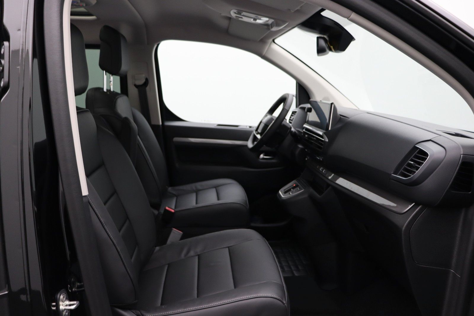 Fahrzeugabbildung Fiat Ulysse 2.0 BlueHDi 180 S&S EAT8 TOP L3 (5,33m)