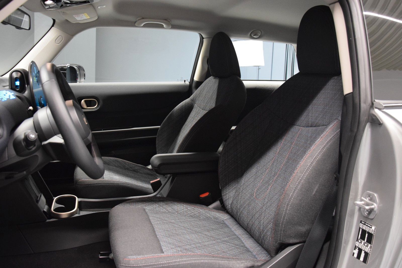 Fahrzeugabbildung MINI Cooper C Ambiente 2-Zonen LED Temp. SitzH.