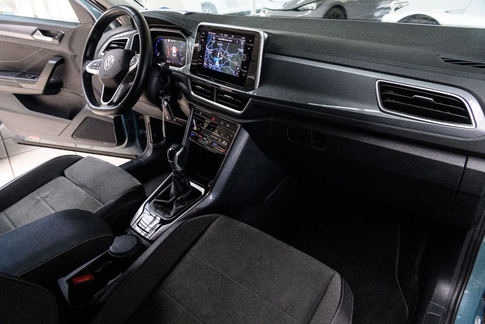 Fahrzeugabbildung Volkswagen T-Roc Style+Navi+We Connect+LED-Plus+ACC+