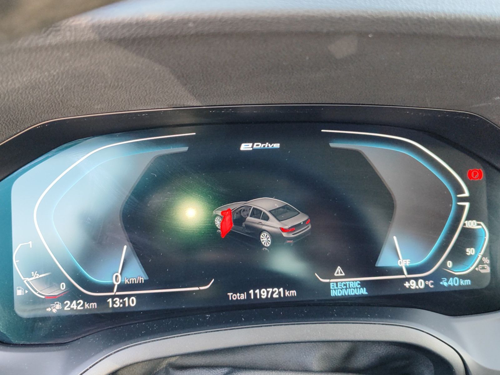 Fahrzeugabbildung BMW 330 e Advantage*LED*Apple CarPlay*SitzHZ*Temp*