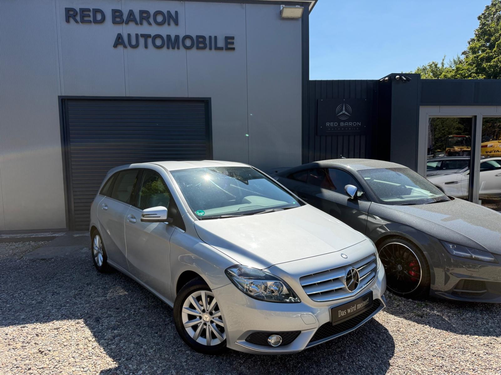 Mercedes-Benz B 180 1-HAND NAVI KLIMA AUTOMATIK