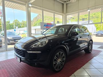 Porsche Cayenne - 3