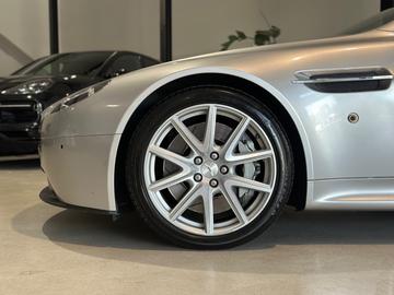 2013 Aston Martin V8 VANTAGE 缩略图 14