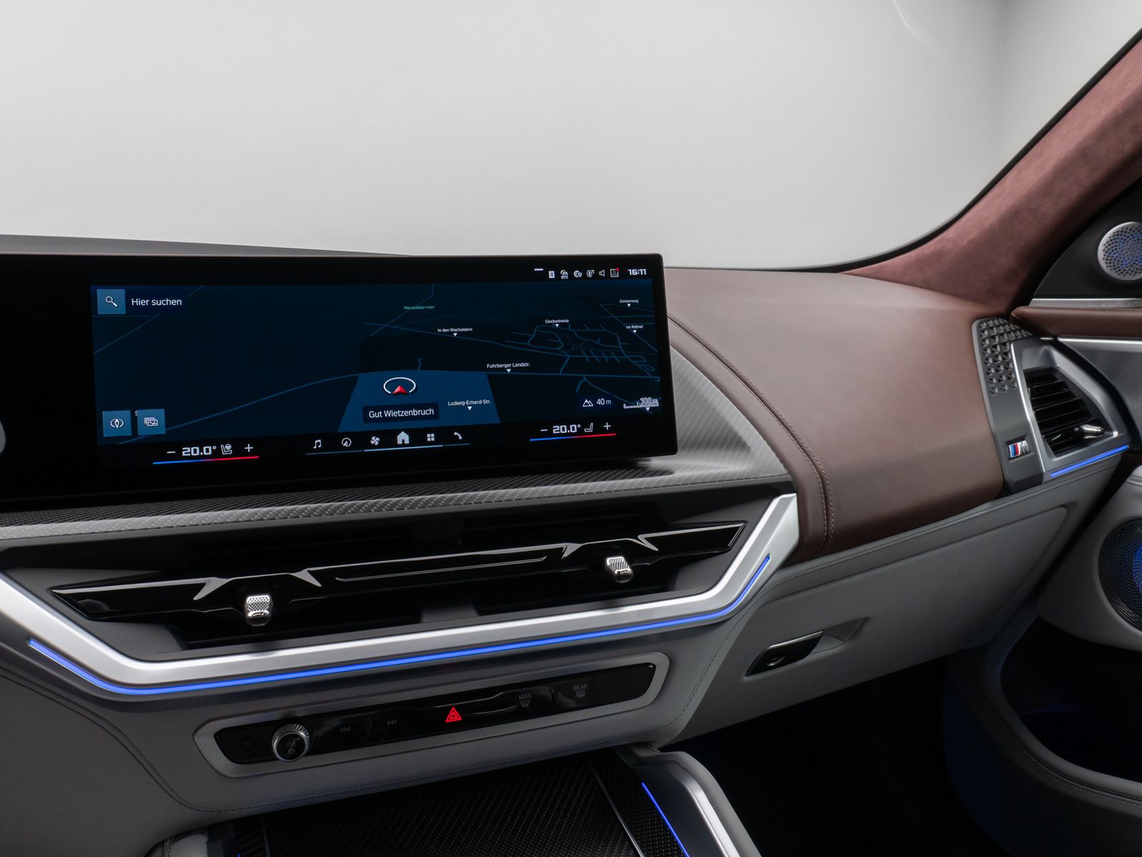 Fahrzeugabbildung BMW XM Individual M Sitze DAB B&W Massage SoftClose