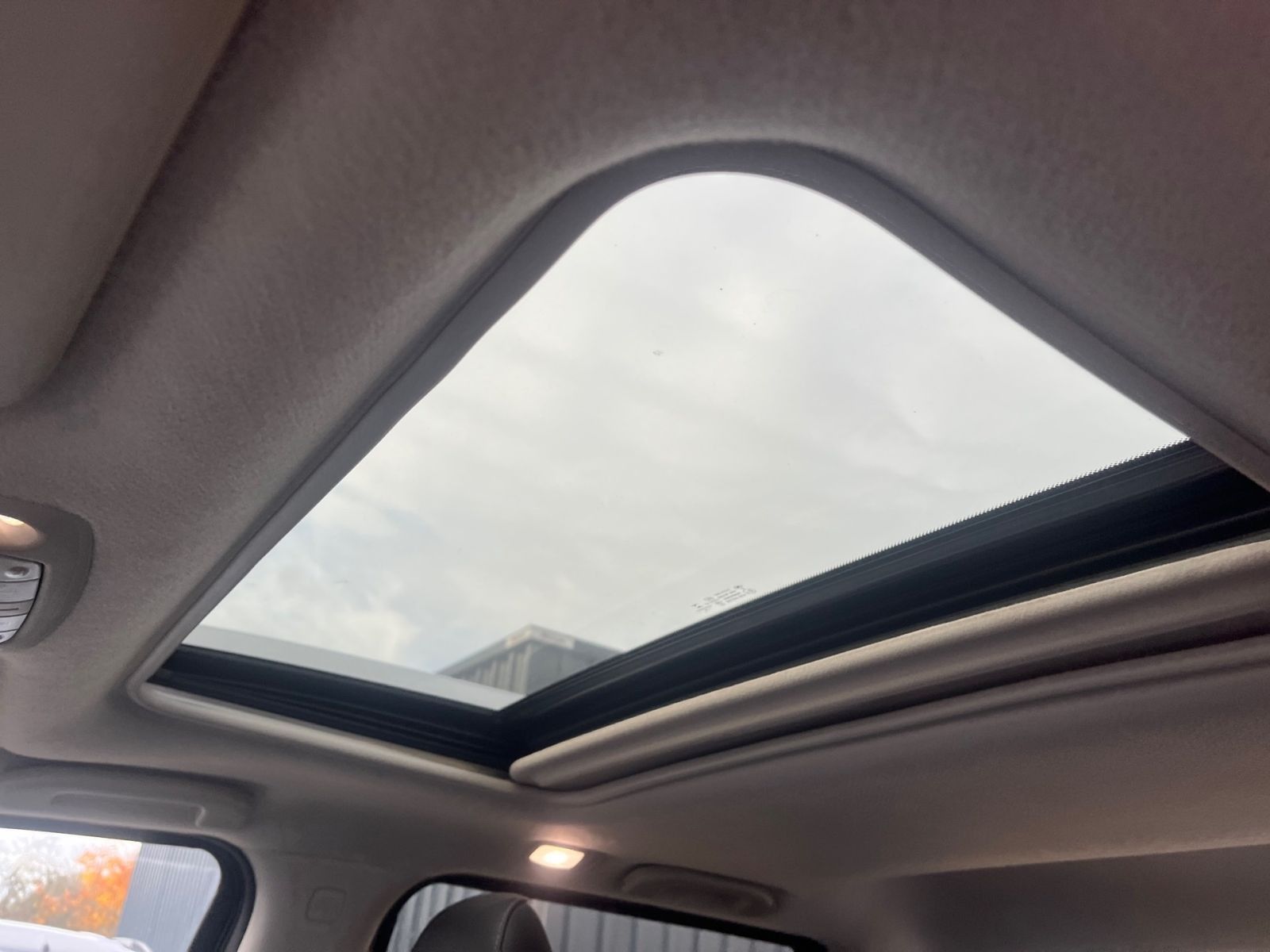 Fahrzeugabbildung Nissan Navara Tekna 4x4 *AHK*SHZ*PANO*NAVI*