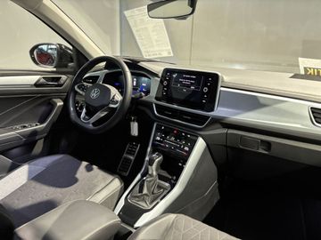 Fotografie 8 des VW T-Roc 1.5 TSI OPF DSG GOAL LED SHZ ACC